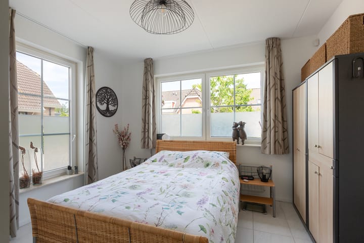 Photo 42 of Asterstraat 20