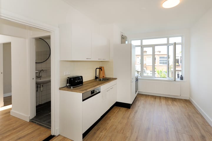 Foto 5 van Linnaeusstraat 213