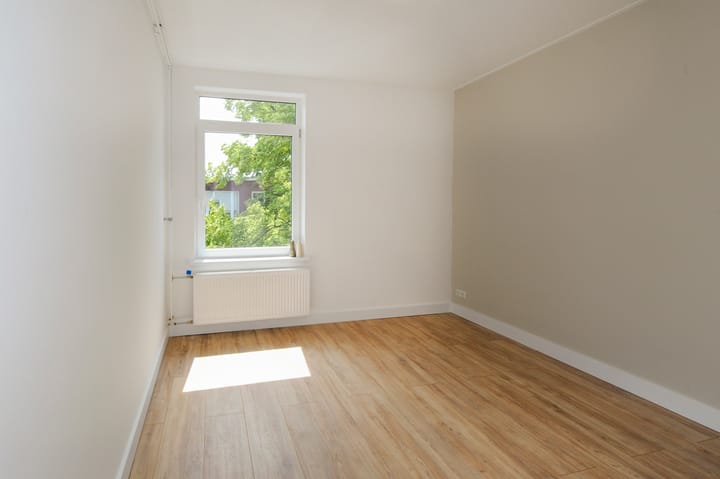 Foto 16 van Linnaeusstraat 213