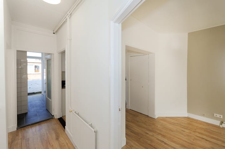 Foto 19 van Linnaeusstraat 213