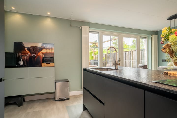 Foto 17 van Brinkstraat 383