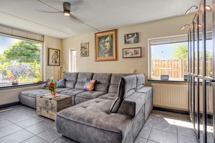 Foto 11 van Adriaan van der Kloosterstraat 111