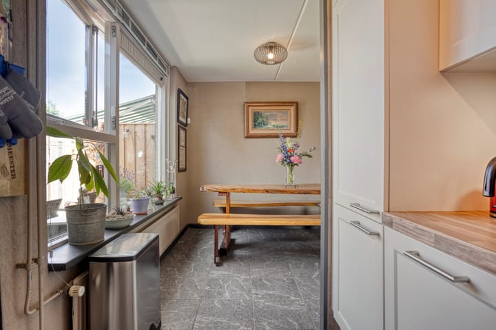 Foto 15 van Adriaan van der Kloosterstraat 111