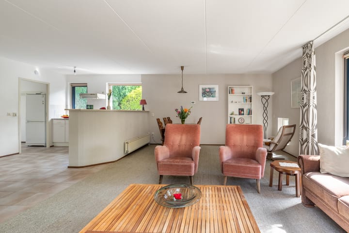 Foto 11 van Emmalaan 11