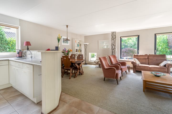 Foto 14 van Emmalaan 11