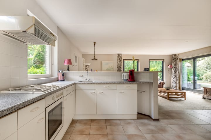 Foto 15 van Emmalaan 11