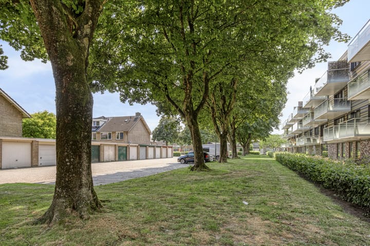 Photo 22 of Oortlaan 140