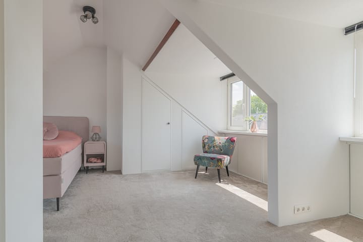 Foto 15 van Meidoornstraat 12