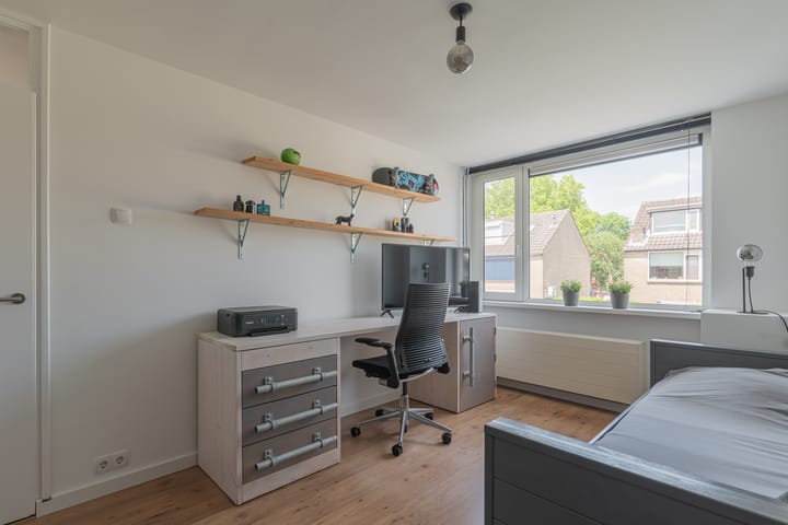 Foto 17 van Meidoornstraat 12