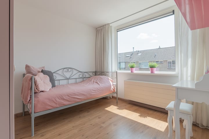 Foto 19 van Meidoornstraat 12