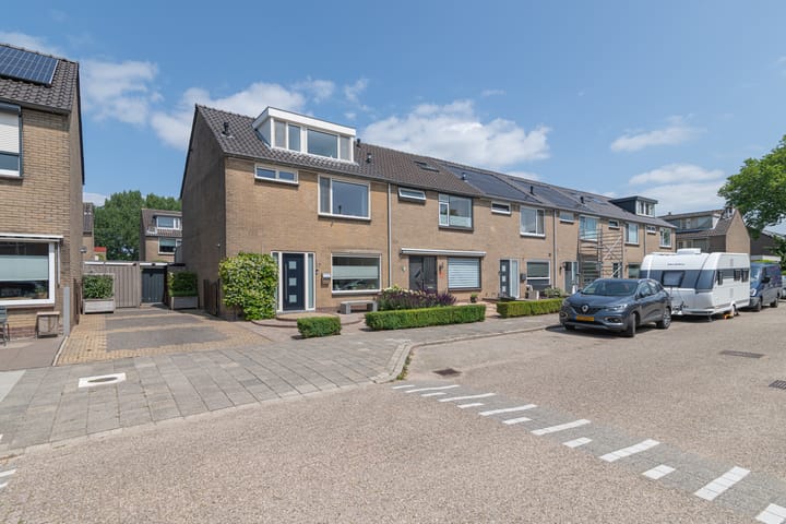 Foto 36 van Meidoornstraat 12