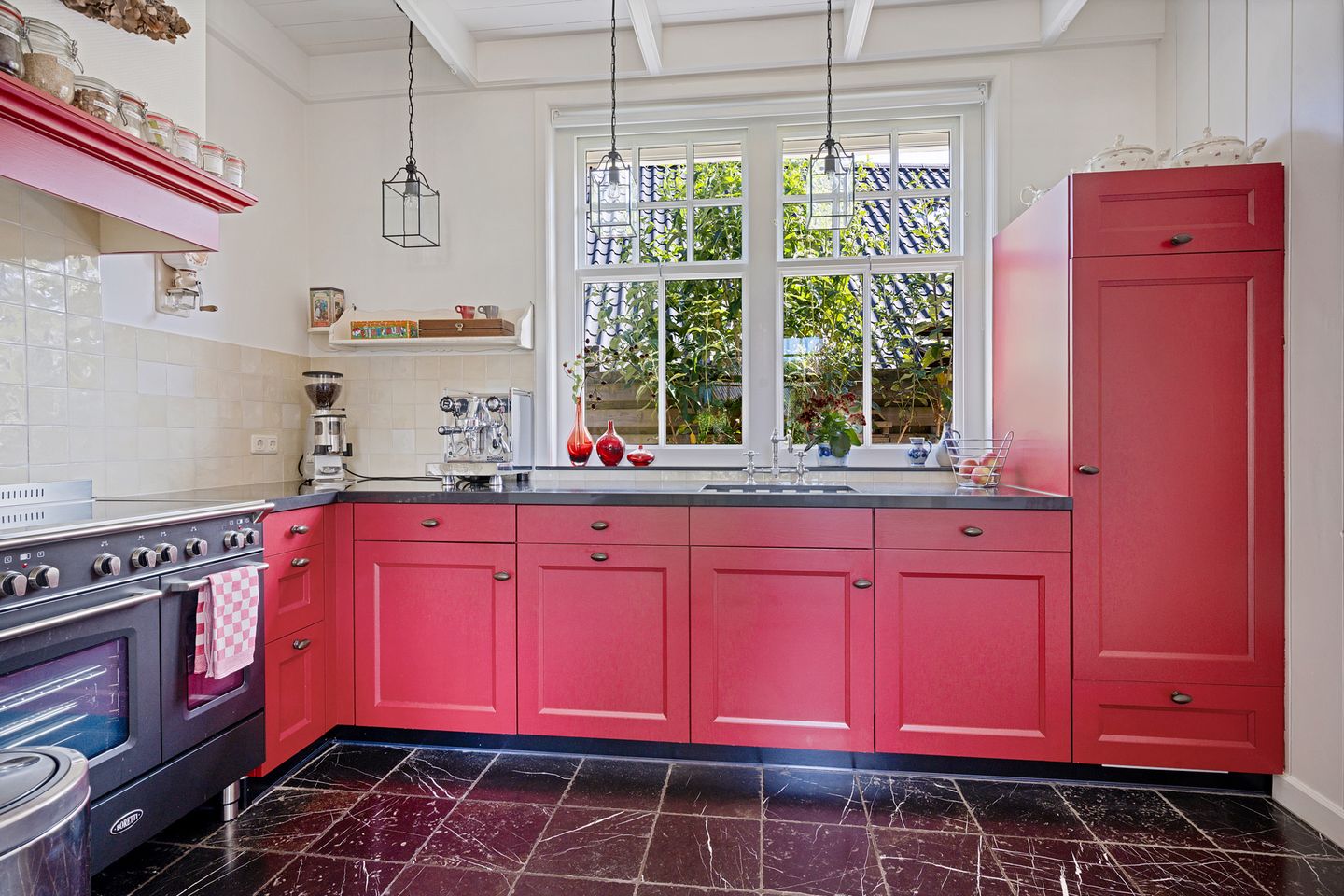 Photo 10 of Lheeweg 5