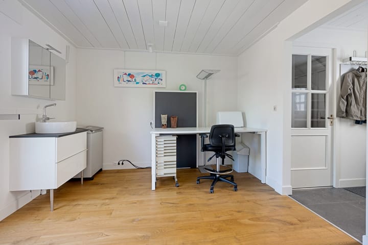 Foto 14 van Lheeweg 5