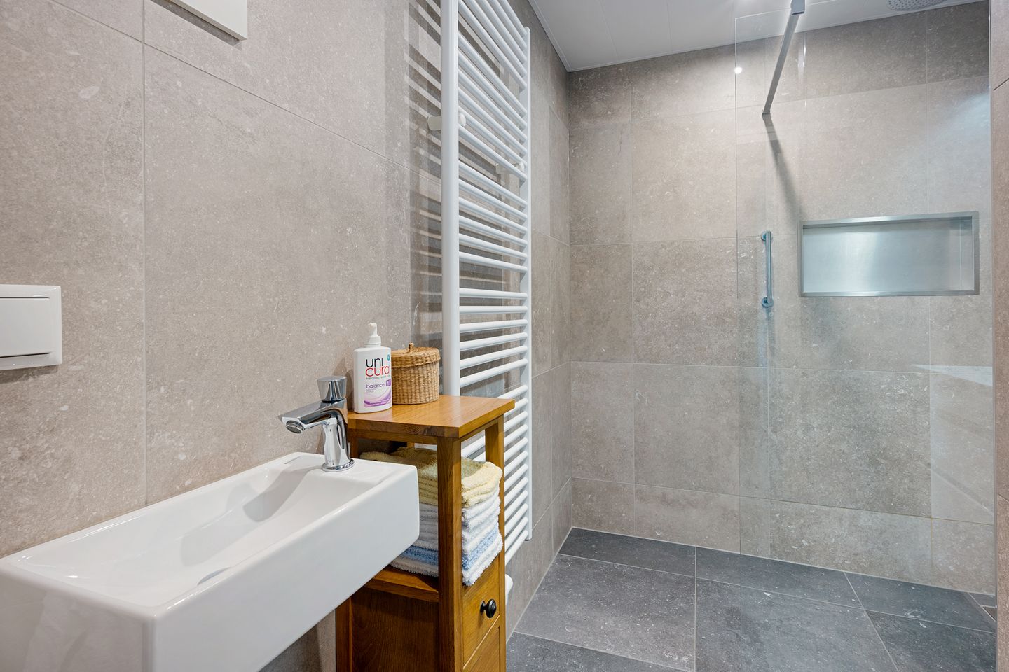 Photo 20 of Lheeweg 5