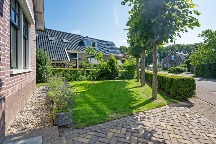 Foto 45 van Lheeweg 5