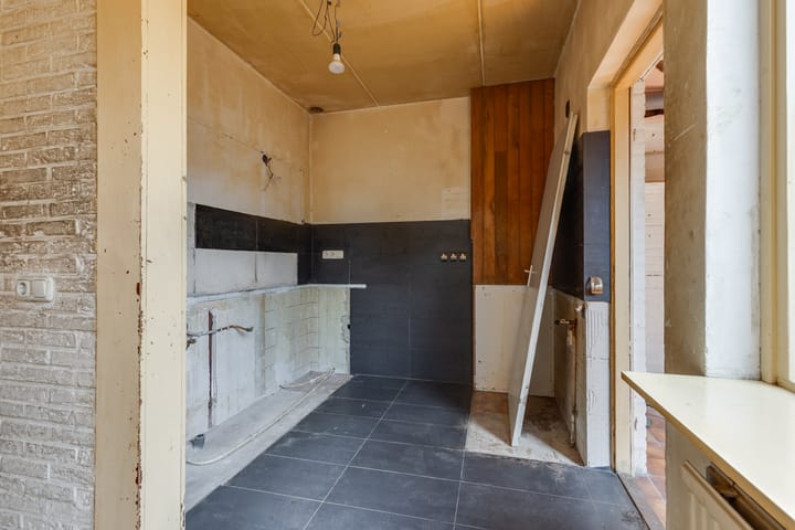 Photo 14 of Thorbeckestraat 83