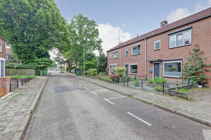 Foto 33 van Geraniumlaan 17