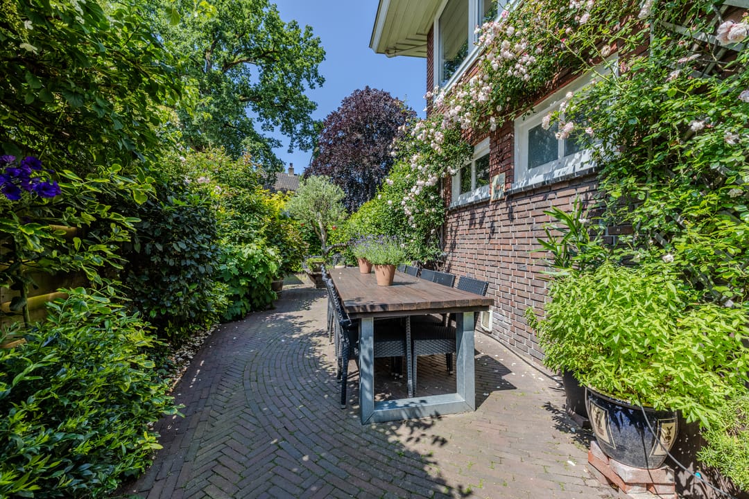 Photo 2 of Mr. Van Hasseltlaan 22