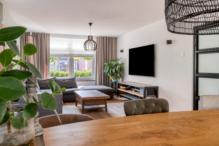 Foto 16 van Burgemeester van Campenhoutstraat 8