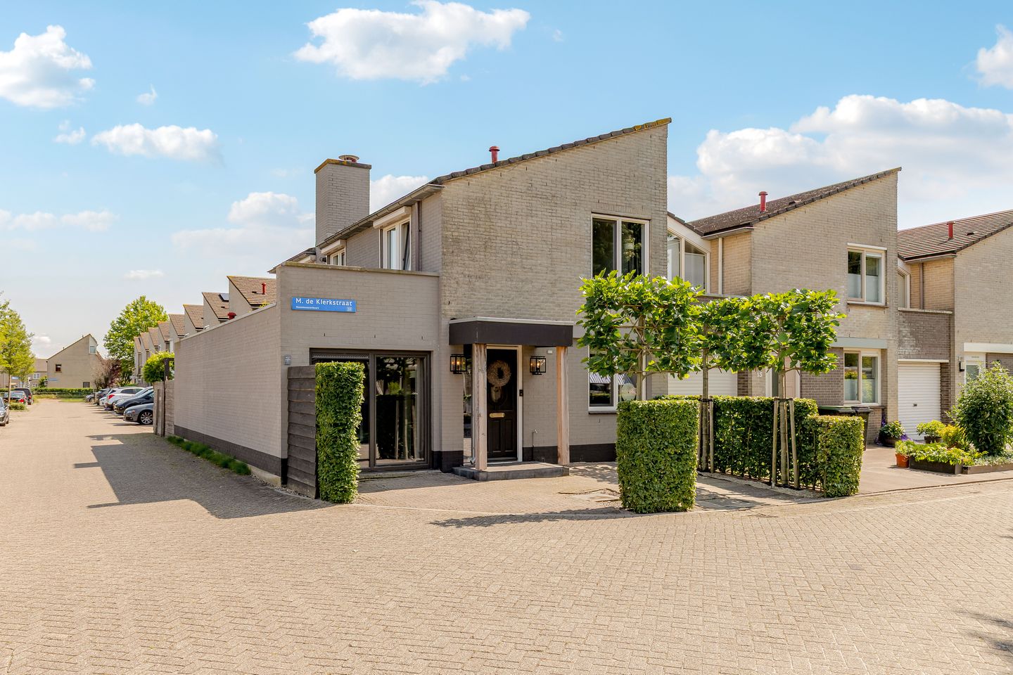 Foto 1 van M. de Klerkstraat 11