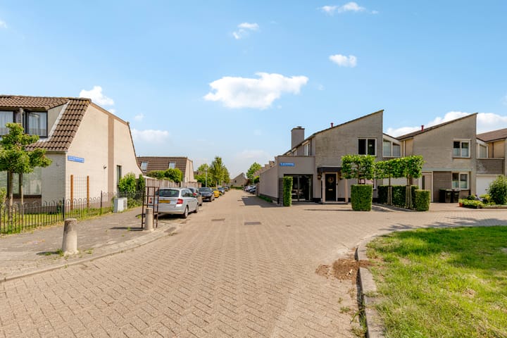 Foto 61 van M. de Klerkstraat 11