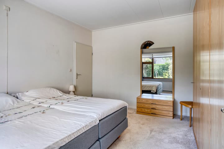 Foto 15 van A.van Burenlaan 3