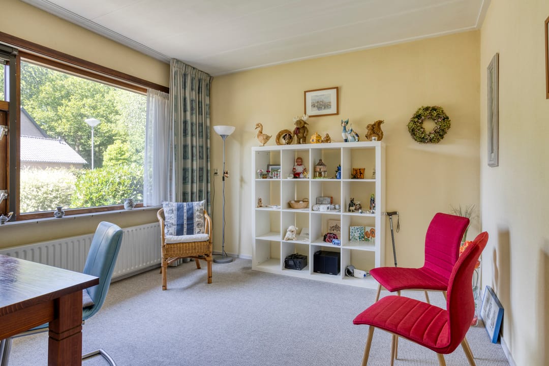 Foto 16 van A.van Burenlaan 3