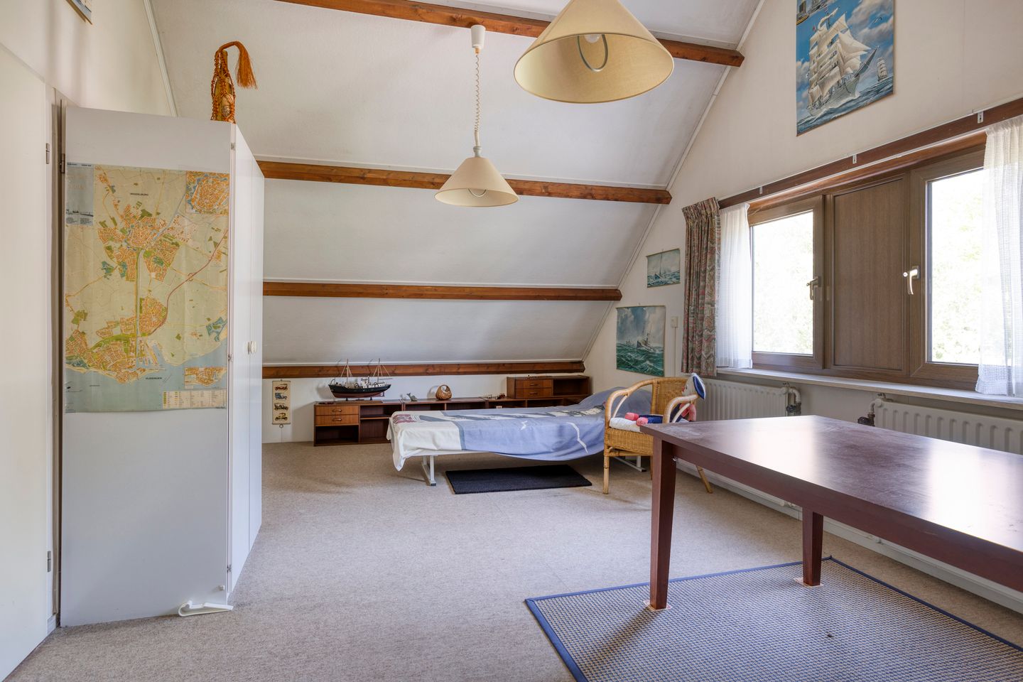 Foto 25 van A.van Burenlaan 3