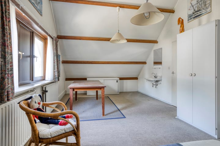 Foto 26 van A.van Burenlaan 3