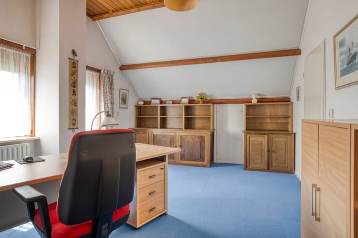 Foto 28 van A.van Burenlaan 3