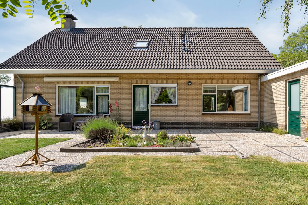 Foto 37 van A.van Burenlaan 3