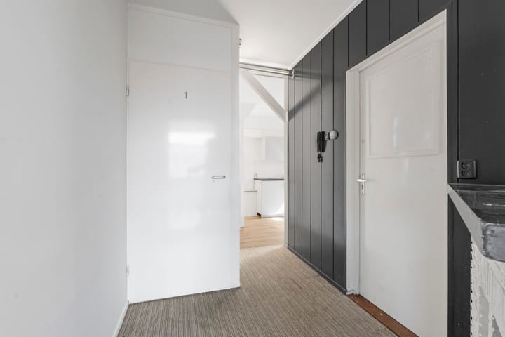 Photo 13 of Kennemerlaan 67