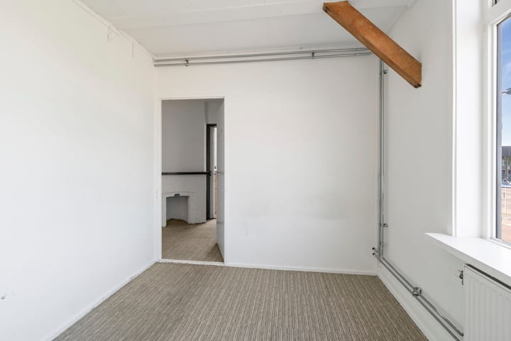 Photo 15 of Kennemerlaan 67