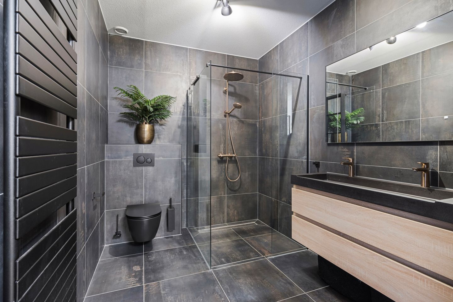 Foto 5 van Kronehoefstraat 15-K