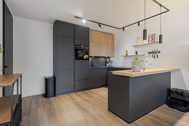 Foto 18 van Kronehoefstraat 15-K