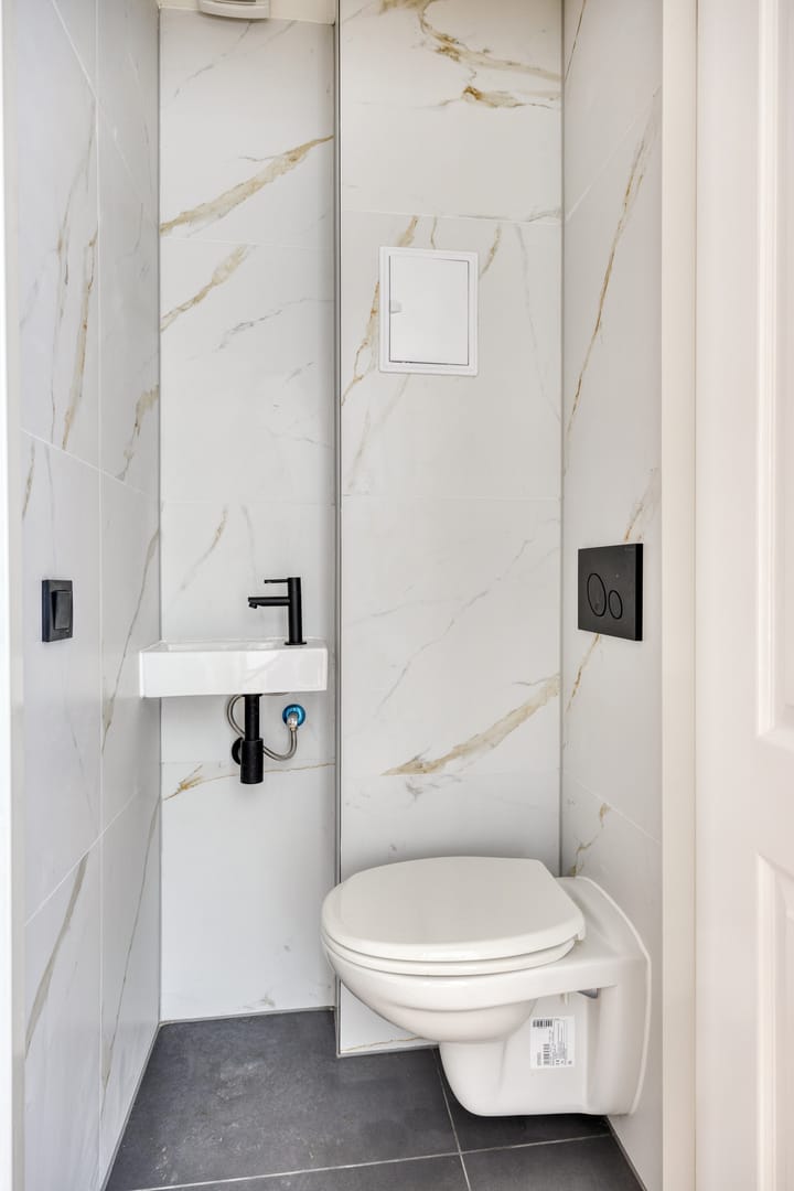 Foto 11 van Tak van Poortvlietstraat 35-B02