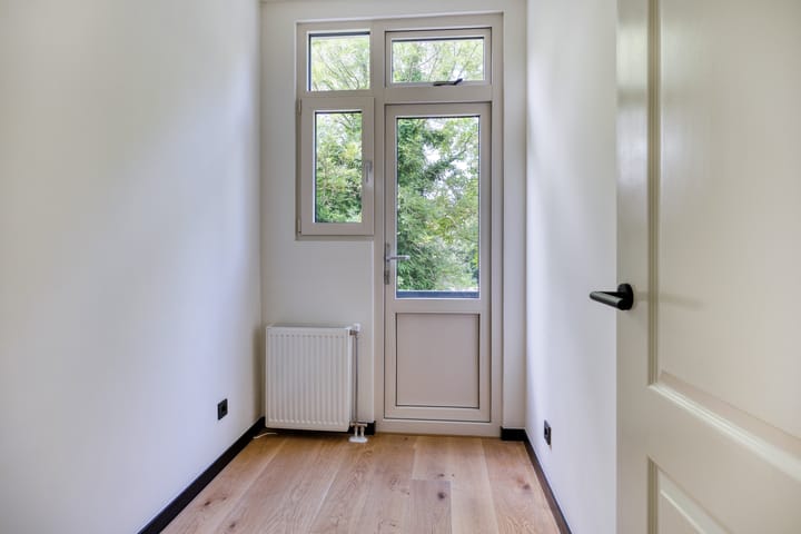 Foto 20 van Tak van Poortvlietstraat 35-B02