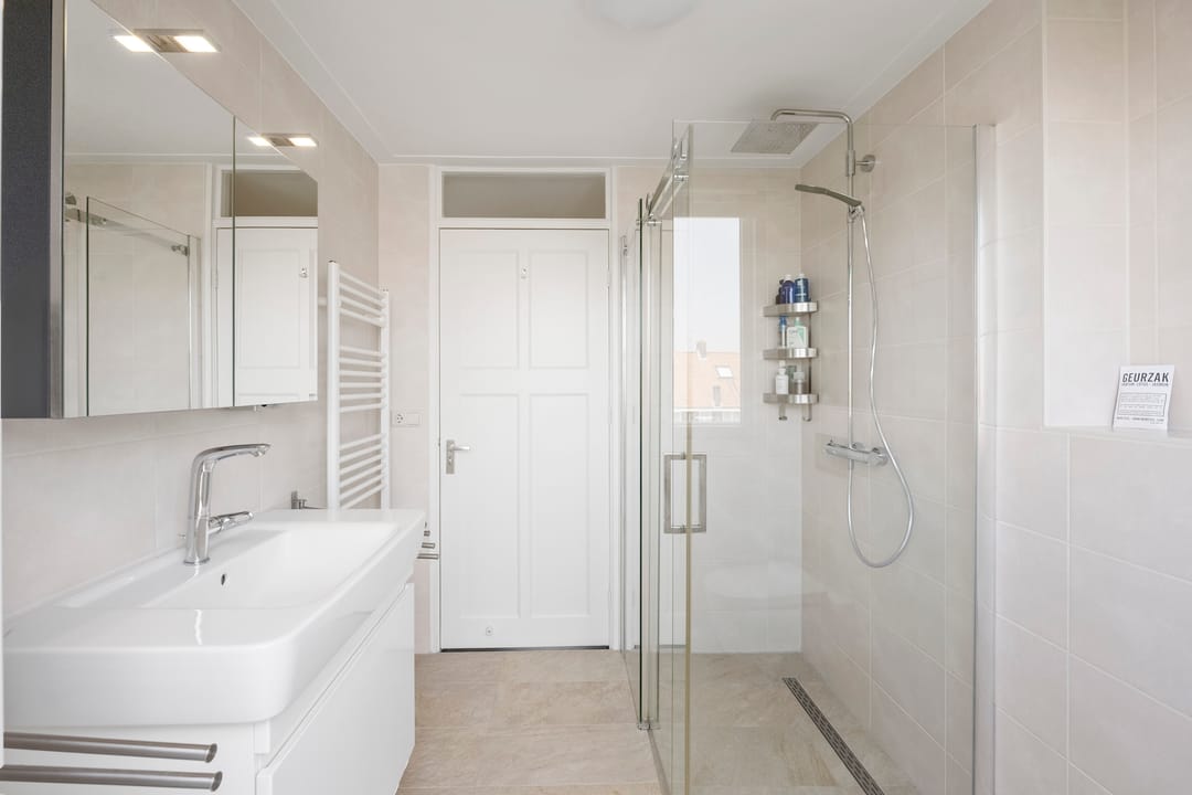 Foto 32 van Van Egmondstraat 28-RD