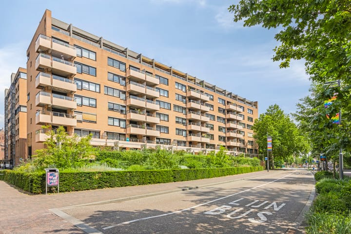 Foto 1 van Mignot en De Blockplein 54