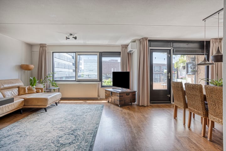 Foto 7 van Mignot en De Blockplein 54