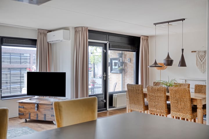 Foto 10 van Mignot en De Blockplein 54