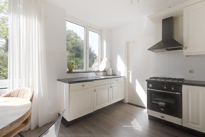 Foto 15 van Emmasingel 15