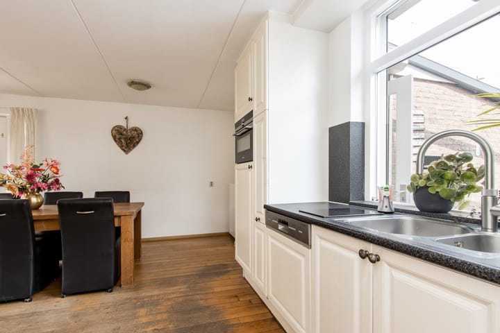 Photo 13 of Deken Wehmeijerhof 4