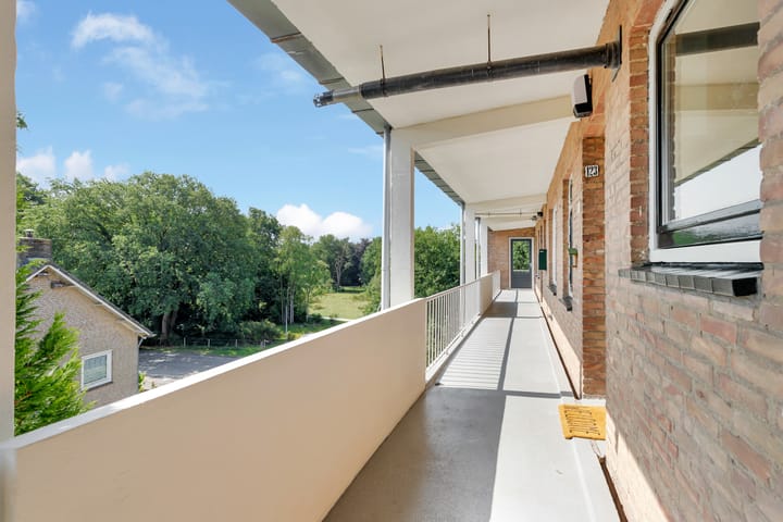 Photo 3 of C. Evertsenstraat 123