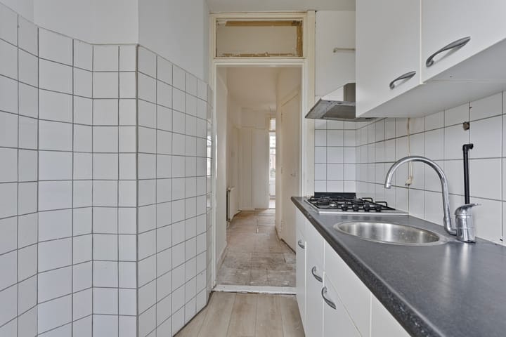 Photo 12 of van Sevenbergestraat 66