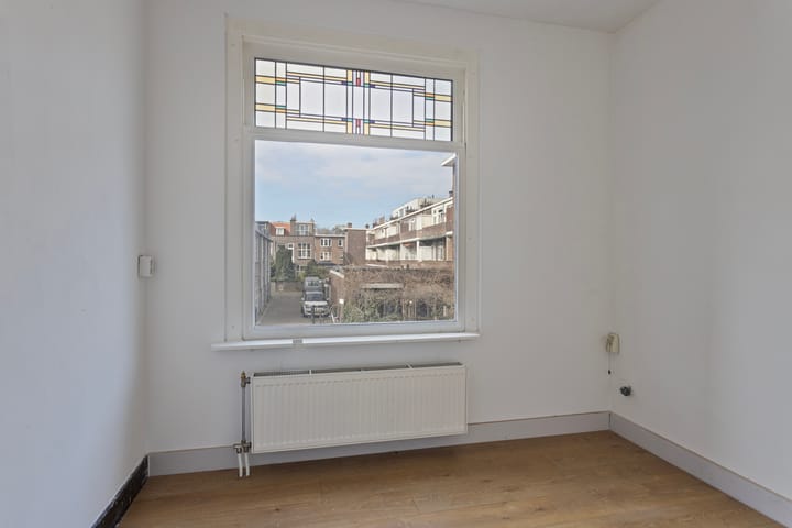 Photo 22 of van Sevenbergestraat 66