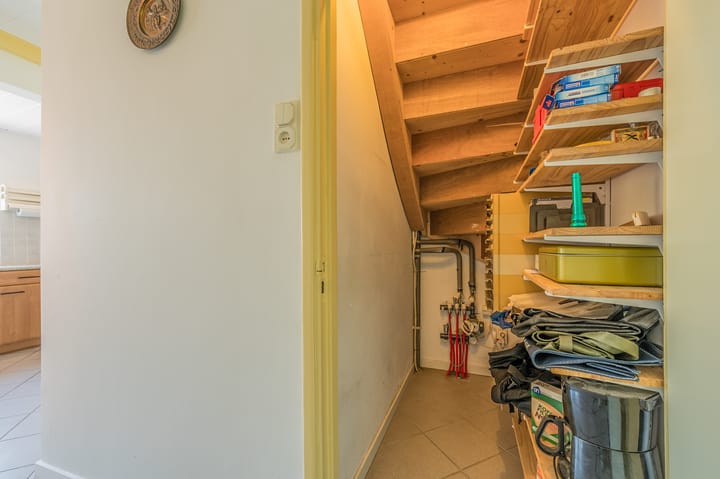 Photo 16 of Emmakade 25