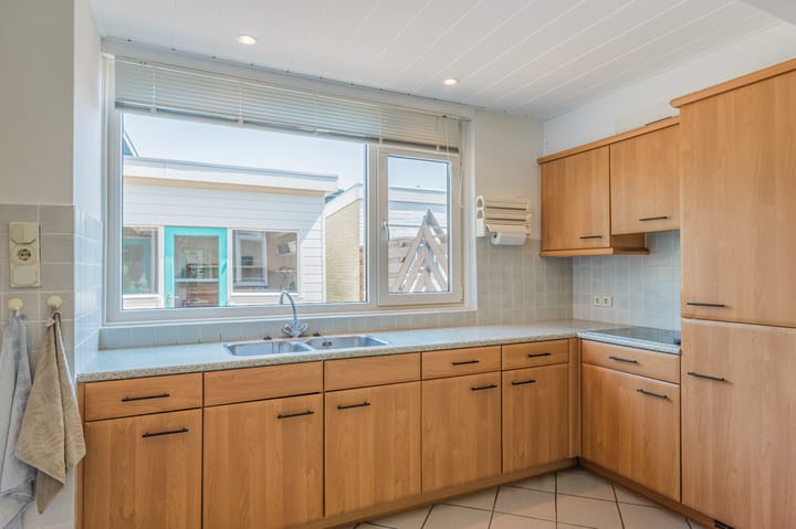 Photo 19 of Emmakade 25