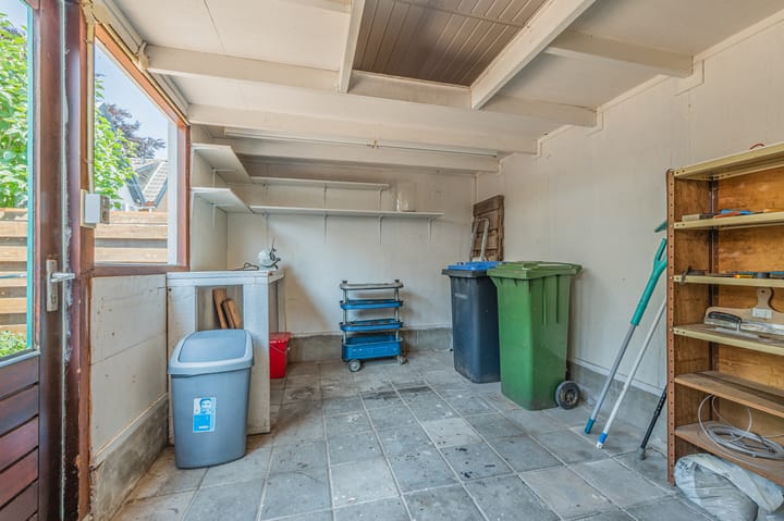 Photo 36 of Emmakade 25