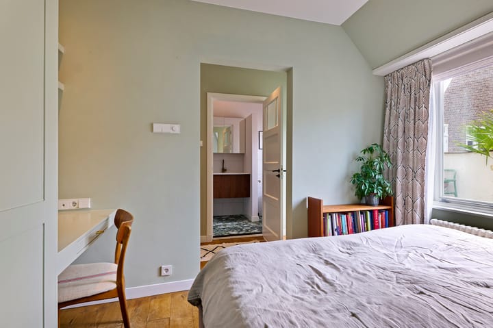 Foto 19 van Leonardostraat 10-2